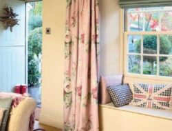Living Room Cottage Curtains