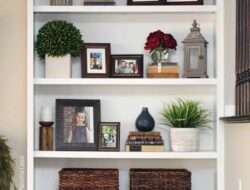 How To Decorate Bookshelves In Living Room