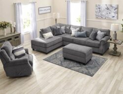 Broyhill Tripoli Living Room Sectional Reviews