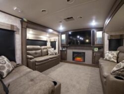 5th Wheel Trailers With Front Living Room For Sale