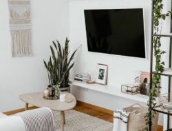 Small And Simple Living Room