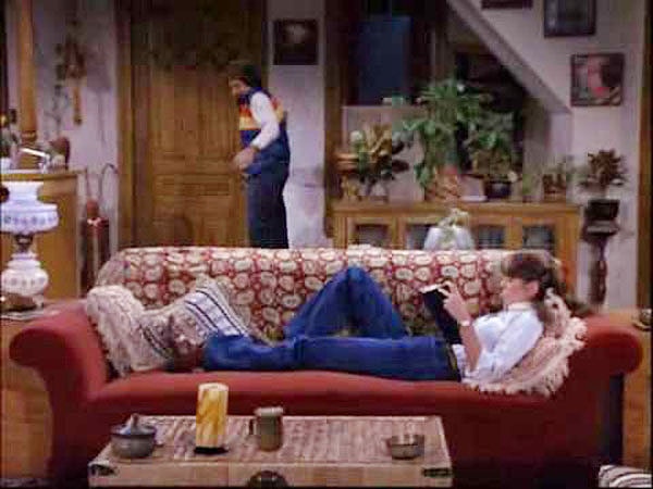 mork and mindy living room