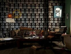Sherlock Holmes Living Room Wallpaper