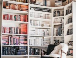 How To Display Books In Living Room