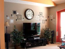 Where To Place Wall Clock In Living Room