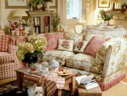 English Cottage Living Room Decor